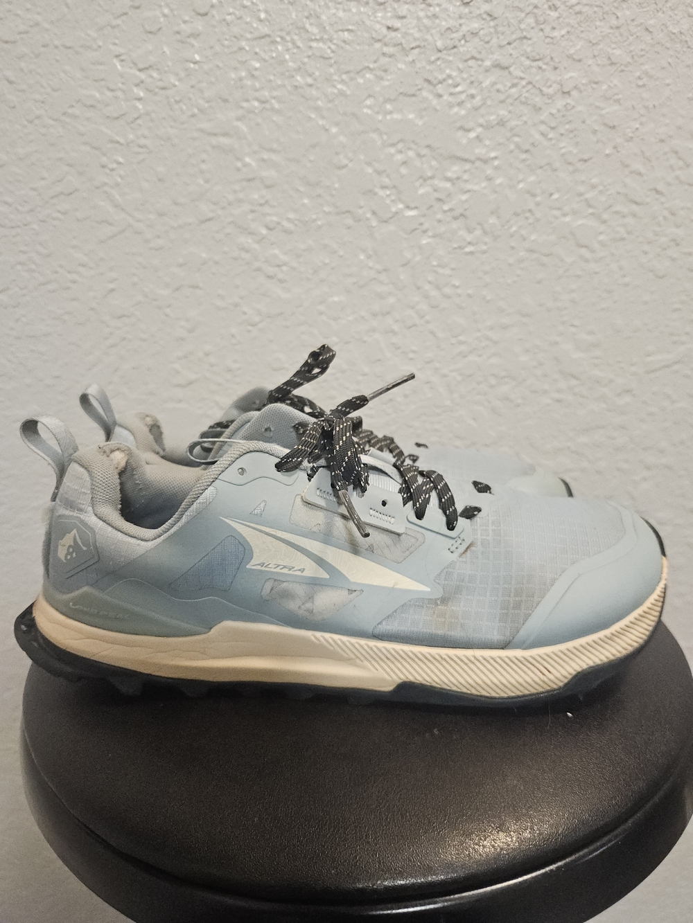Altra Lone Peak 8 Light Blue Trail Running Shoe